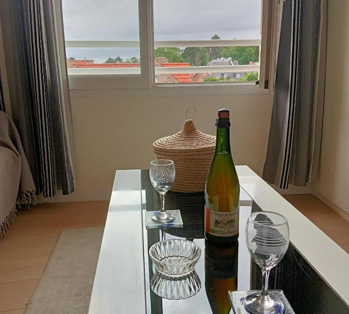 Tres Bel Appartement Ploumanac'H Centre Perros-Guirec Frankreich